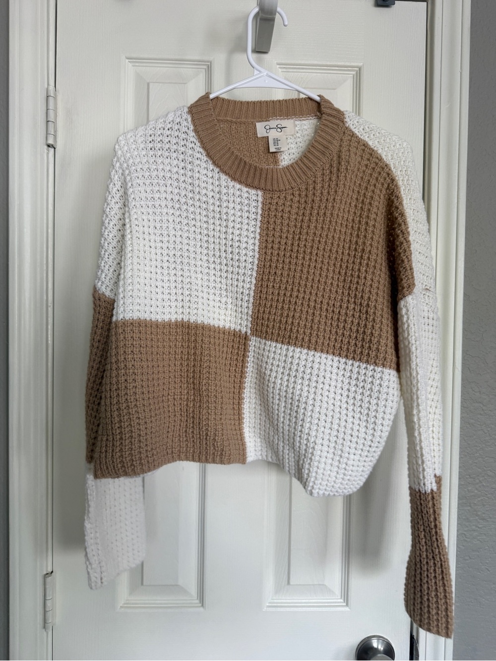 Jessica Simpson Two-Tone Block Crewneck Sweater in White and Camel